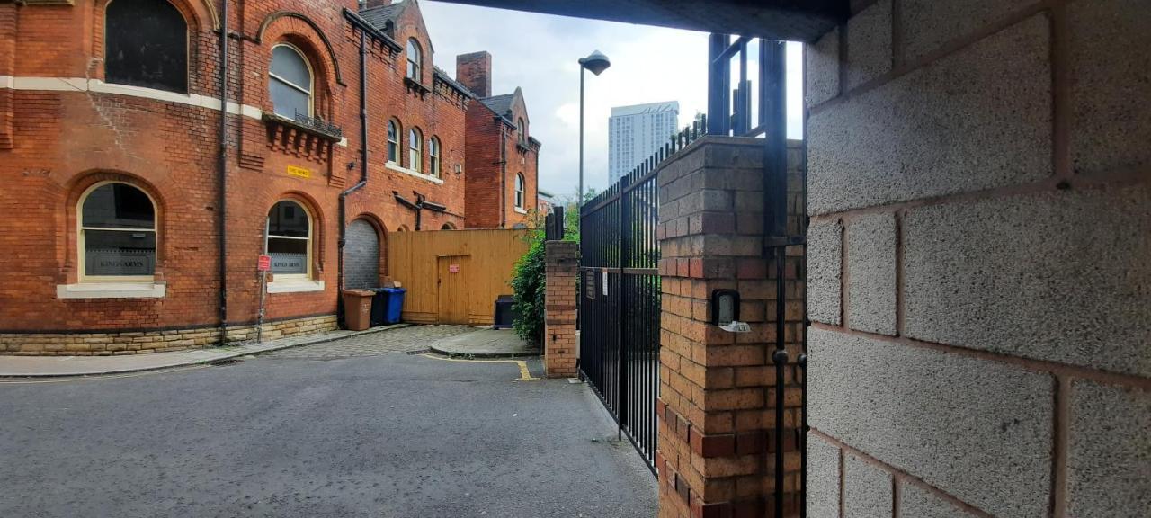 2-Bed Apartment Near City Centre Manchester Exterior foto