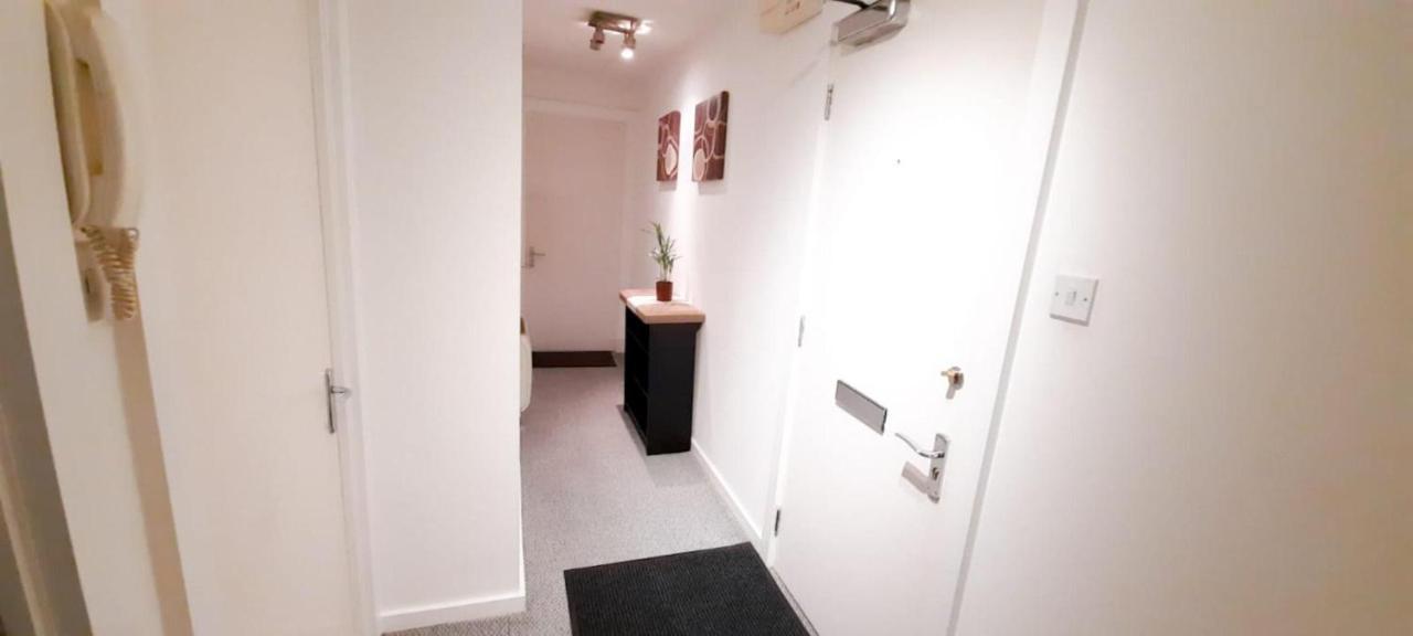 2-Bed Apartment Near City Centre Manchester Exterior foto