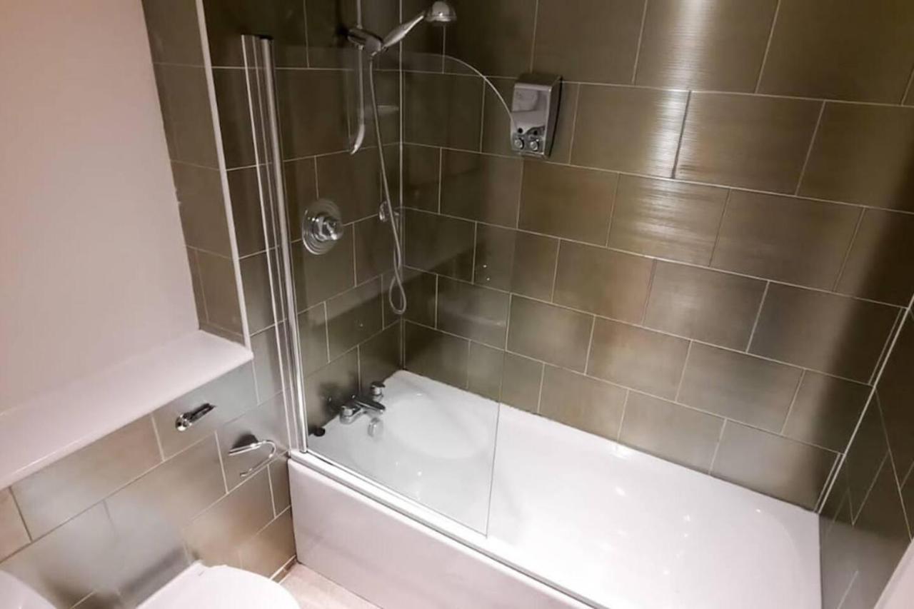 2-Bed Apartment Near City Centre Manchester Exterior foto